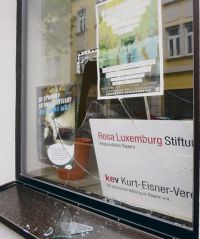 Das Büro RLS in München war Ziel der letzten Attacke auf linke Einrichtungen. Foto: dpa/Julia Killet/RLS