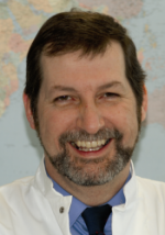 Chefarzt Dr. August Stich: Die Abschiebung ist beschämend